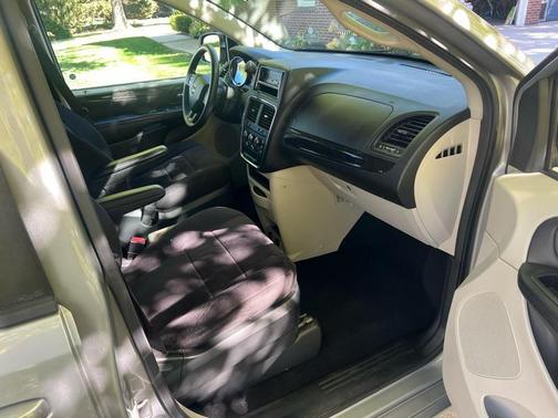 2014 Dodge Grand Caravan AVP/SE