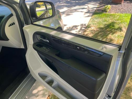 2014 Dodge Grand Caravan AVP/SE