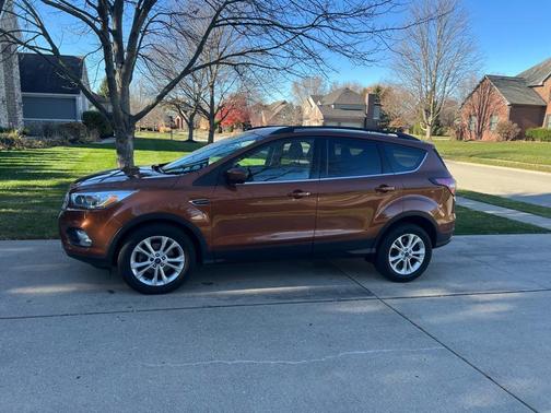 2017 Ford Escape SE