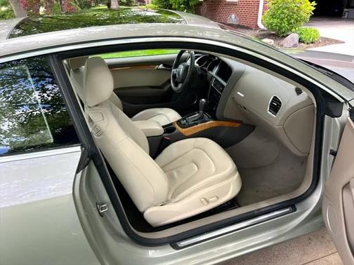 2010 Audi A5 2.0T Premium Plus