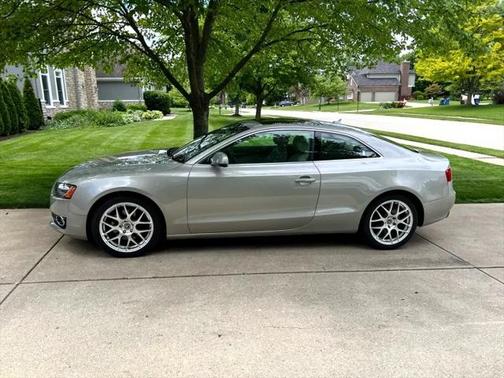 2010 Audi A5 2.0T Premium Plus
