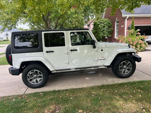 2014 Jeep Wrangler Unlimited Sahara