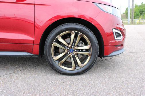 Ruby Red 2018 Ford Edge Sport