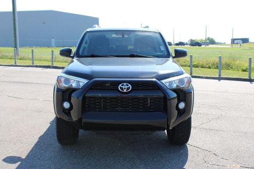 Midnight Black Metallic 2018 Toyota 4Runner SR5