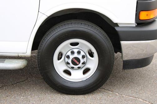 2024 GMC Savana 2500 Work Van