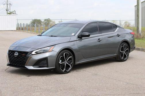 2024 Nissan Altima SR FWD