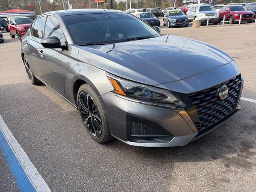 2024 Nissan Altima SR FWD