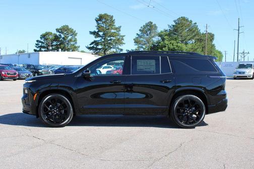 Mosaic Black Metallic 2026 Chevrolet Traverse RS