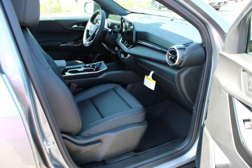 Sterling Gray Metallic 2026 Chevrolet Equinox 1LT