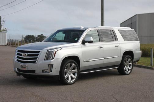 2018 Cadillac Escalade ESV Luxury