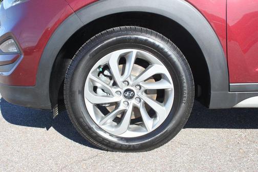 2017 Hyundai TUCSON SE Plus