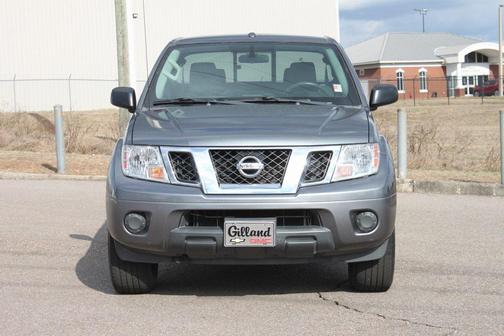 2017 Nissan Frontier SV