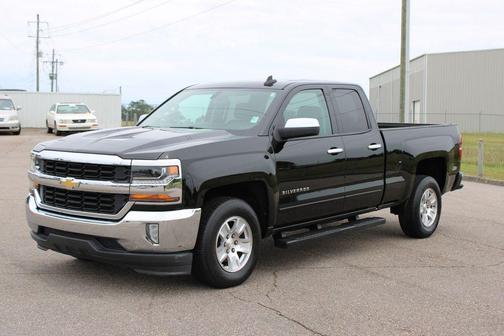 Black 2017 Chevrolet Silverado 1500 1LT