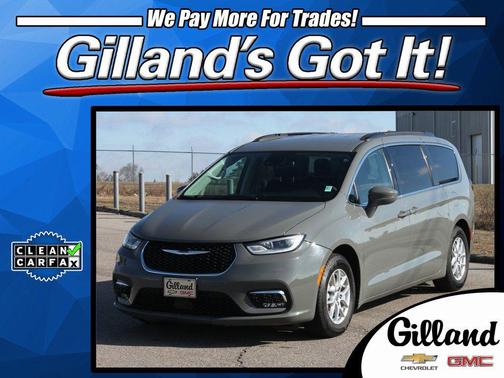 2022 Chrysler Pacifica Touring L