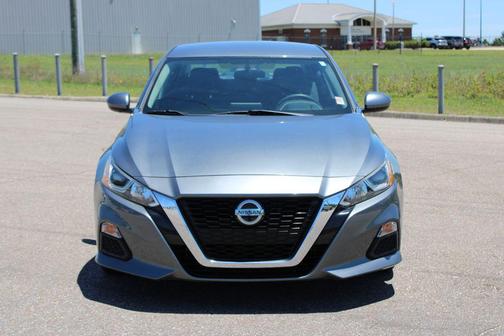 Gun Metallic 2019 Nissan Altima 2.5 S