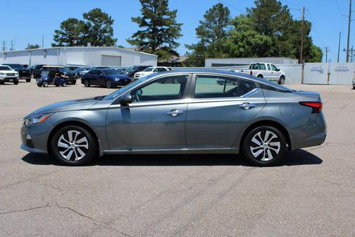 Gun Metallic 2019 Nissan Altima 2.5 S