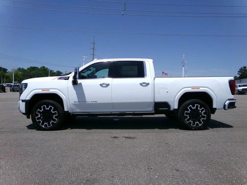 2025 GMC Sierra 2500 Denali