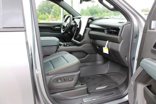 Sterling Metallic 2026 GMC Yukon 4WD AT4