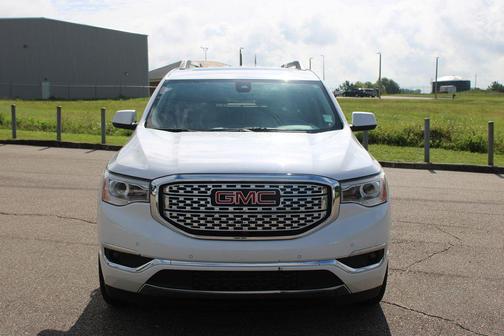White Frost Tricoat 2019 GMC Acadia Denali