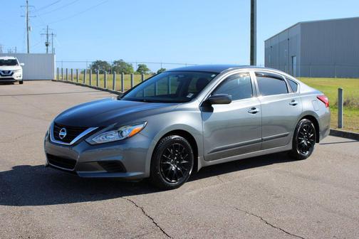 Gun Metallic 2017 Nissan Altima 2.5 S