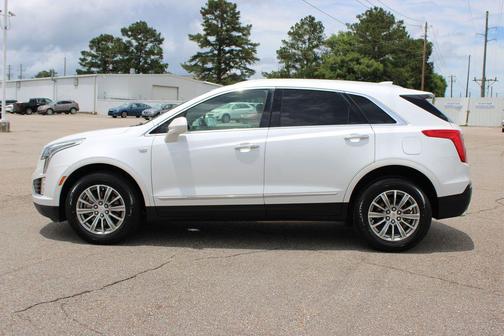 Crystal White Tricoat 2019 Cadillac XT5 Luxury