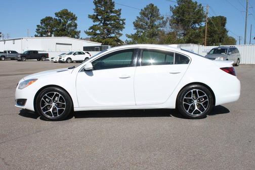 2017 Buick Regal Turbo Sport Touring