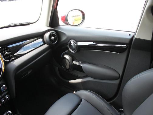 2022 MINI Hardtop Cooper S