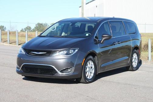 2020 Chrysler Pacifica Touring