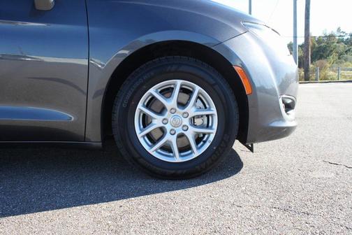 2020 Chrysler Pacifica Touring