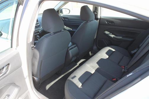 2024 Nissan Altima S FWD