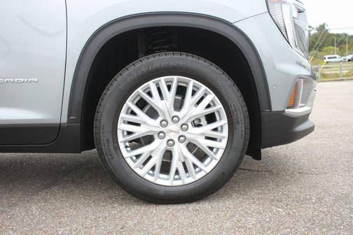 2026 GMC Acadia FWD Elevation