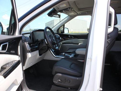 2024 Kia Carnival SX Prestige