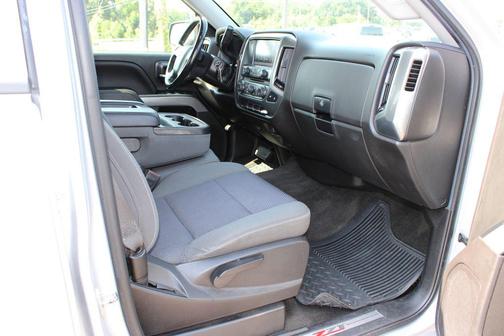 Silver Ice Metallic 2018 Chevrolet Silverado 1500 2LT
