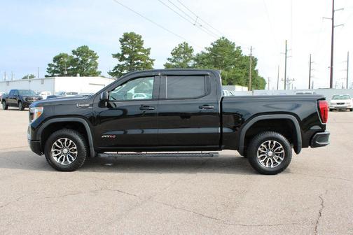 Onyx Black 2022 GMC Sierra 1500 AT4