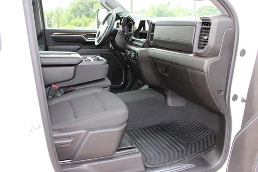 Summit White 2025 Chevrolet Silverado 2500 LT