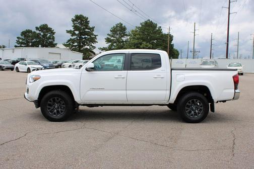 Ice Cap 2023 Toyota Tacoma SR5
