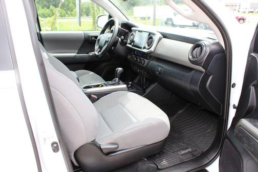 Ice Cap 2023 Toyota Tacoma SR5