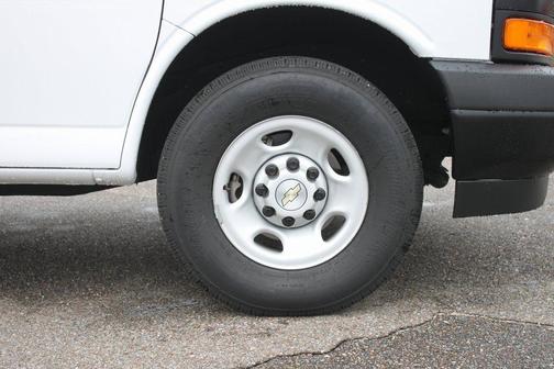 2024 Chevrolet Express 2500 RWD 2500 Regular Wheelbase WT