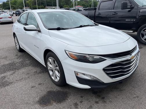 2022 Chevrolet Malibu FWD LT