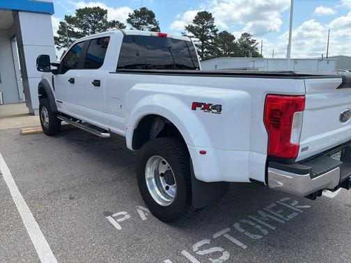 Oxford White 2019 Ford F-450 XL