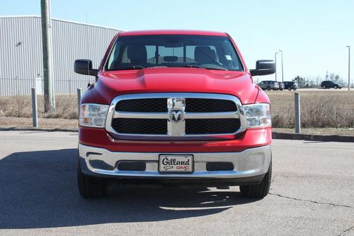 2019 RAM 1500 SLT