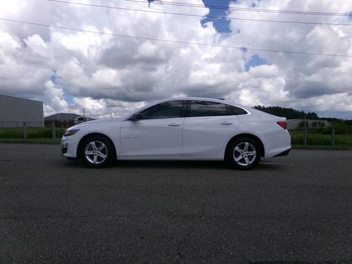 2022 Chevrolet Malibu 1LS