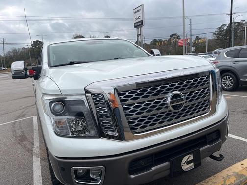 2016 Nissan Titan XD Platinum Reserve
