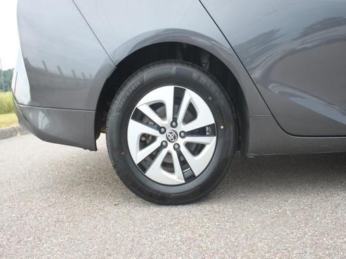 2016 Toyota Prius Four