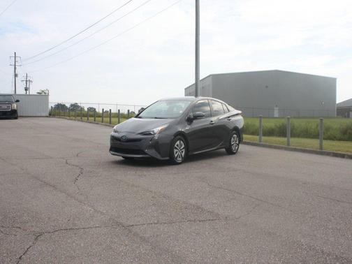 2016 Toyota Prius Four