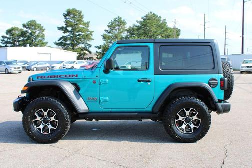 Bikini Pearlcoat 2020 Jeep Wrangler Rubicon