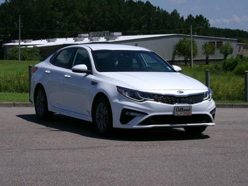 2020 Kia Optima LX