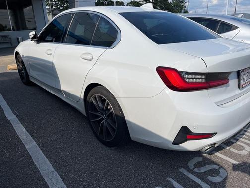 2021 BMW 330 330i