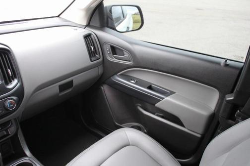 2018 GMC Canyon Base