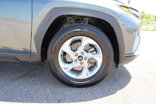 2023 Hyundai TUCSON SE